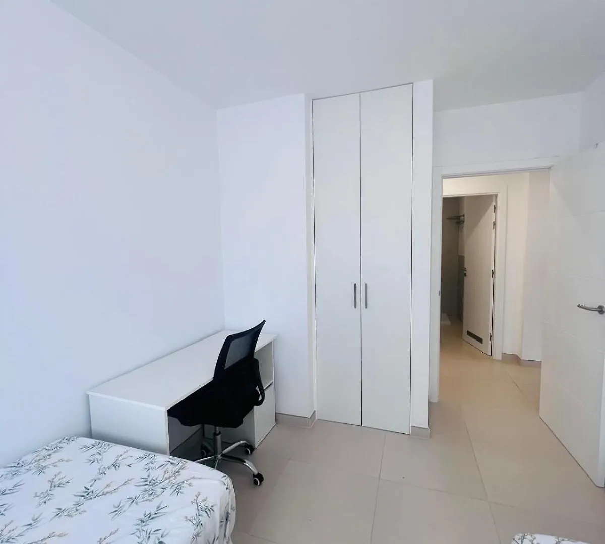 אדחה Vistas Korner City Centr